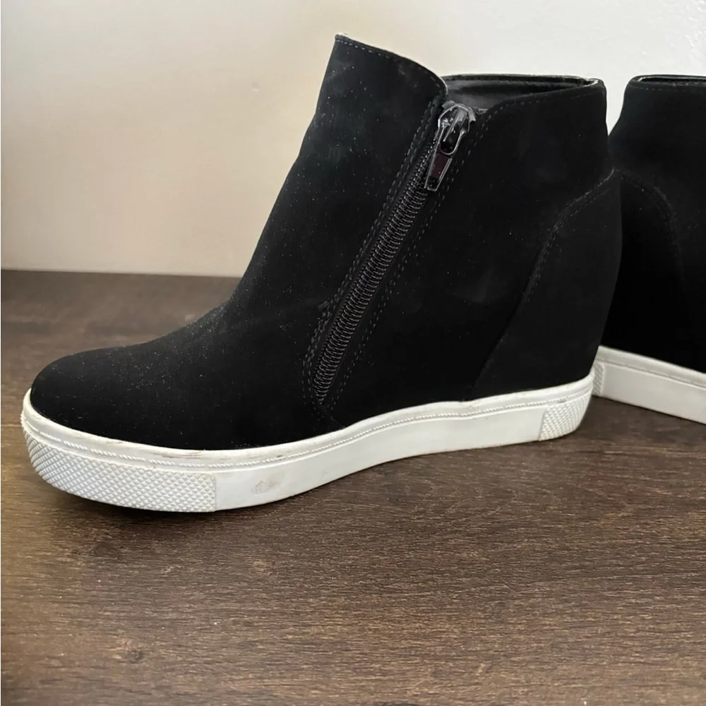 Black Faux Suede Ankle Boots - Picture 4 of 5
